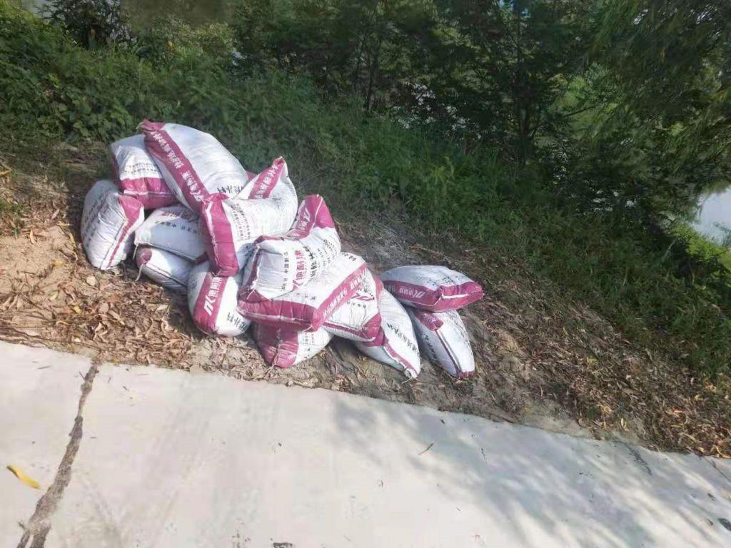 透水路面胶结剂(图1)